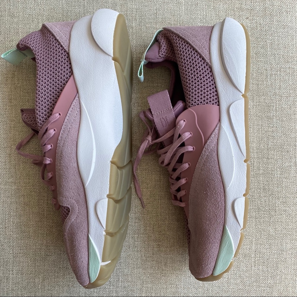 Clearweather Barney’s NY Suede Sneakers - Picture 4 of 8